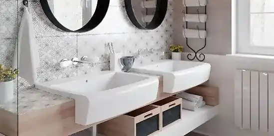 Cum să organizezi spațiile de depozitare într-o baie mică