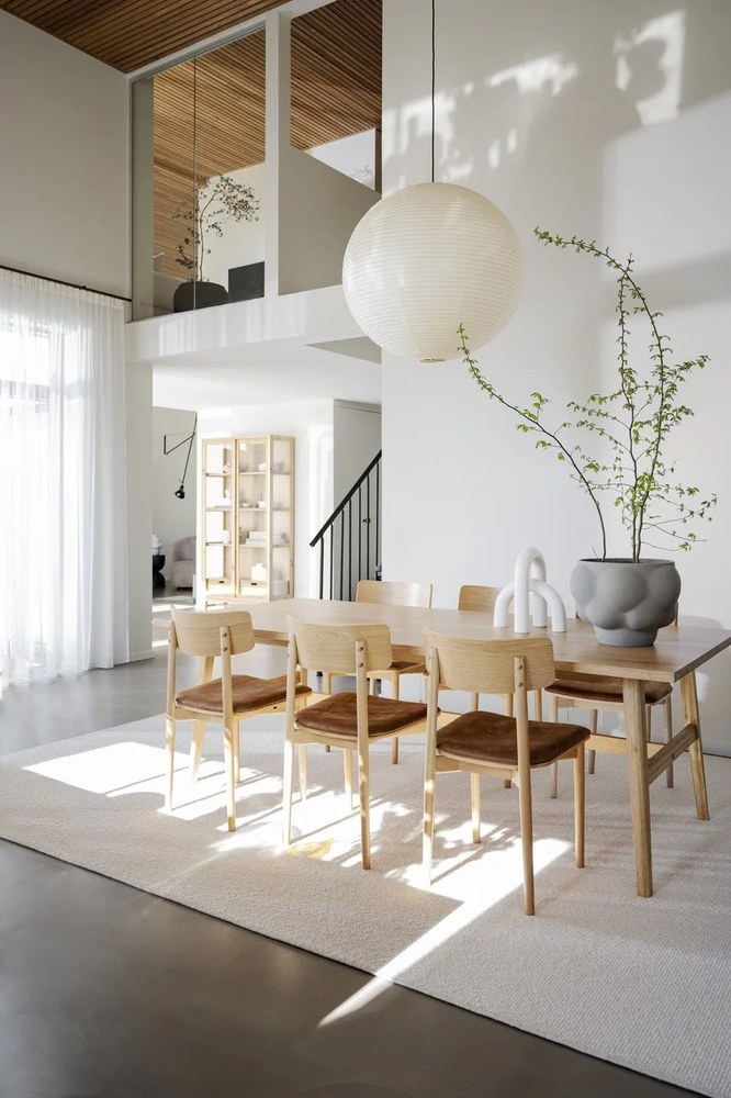 Masă de dining natural cu aspect de lemn de stejar 100x220 cm Plainfield – Rowico