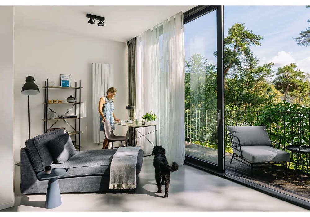 Lumânare parfumată din ceară de soia timp de ardere 40 h #46 Bergamot, Jasmine, Opuncia – Perfumed Prague