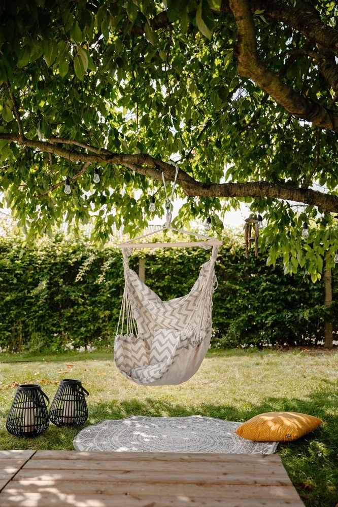 Fotoliu suspendat de grădină crem capitonat Tobago – Garden Pleasure