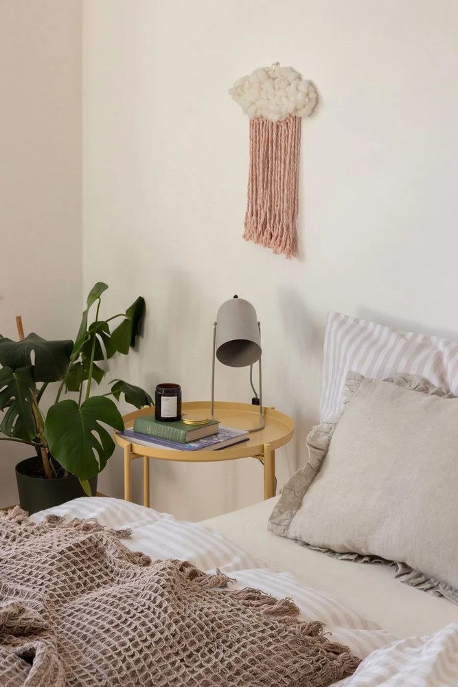 Lumânare parfumată din ceară de soia timp de ardere 40 h #57 Chamomile, Linden, Birch – Perfumed Prague