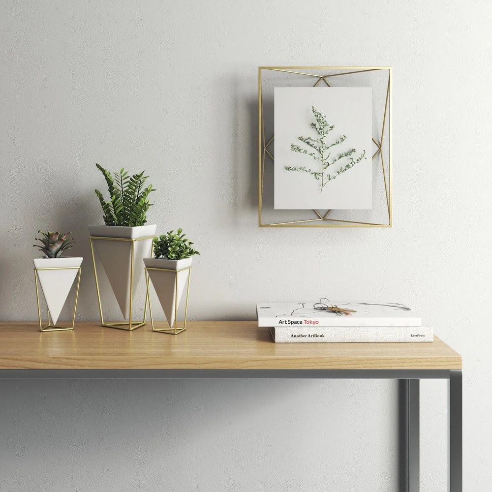 Ramă foto aurie din metal 25x30 cm Prisma – Umbra