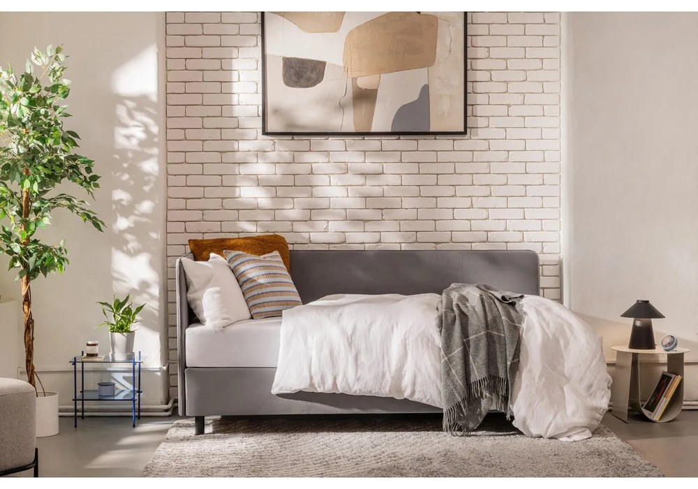 Măsuță auxiliară rotundă din metal ø 43 cm Cher – Bloomingville