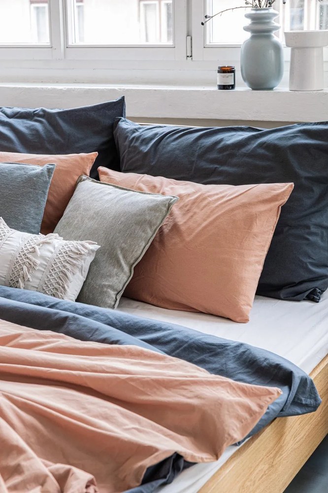 Vază din gresie Kähler Design Ombria, înălțime 20 cm,alb