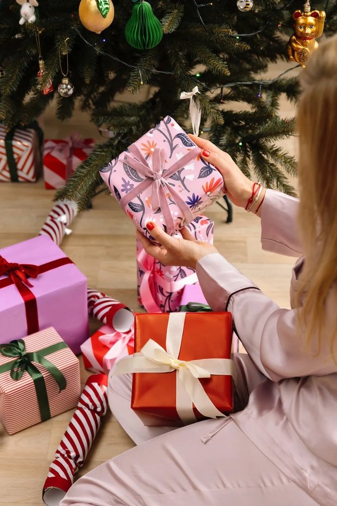 Ornament de Crăciun lucrat manual din sticlă 11 cm Lucky Cat – Sass & Belle