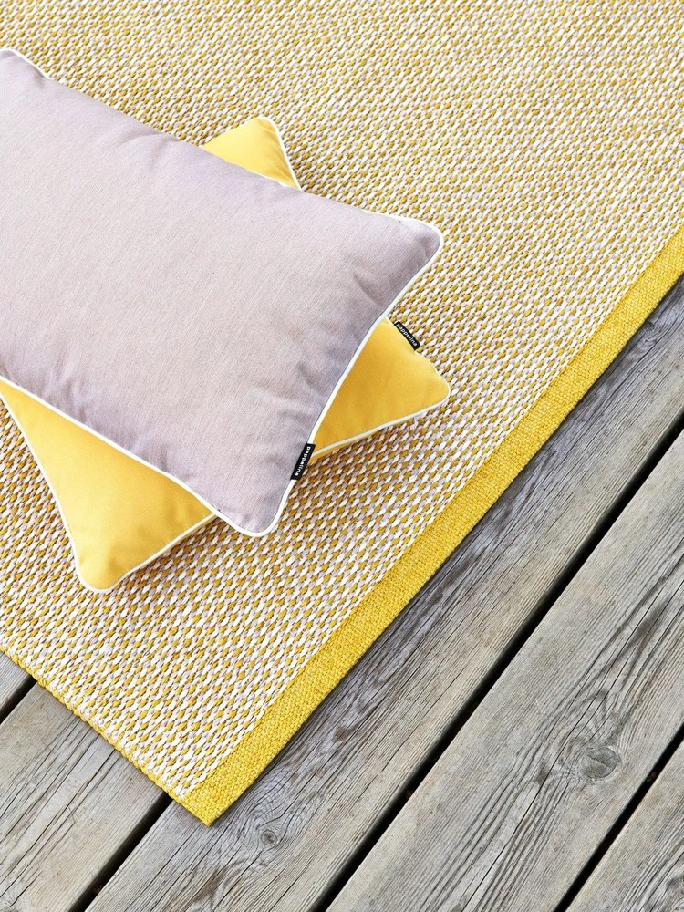 Covor tip traversă pentru interior și exterior galben muștar 70x150 cm Sam Mustard – Pappelina