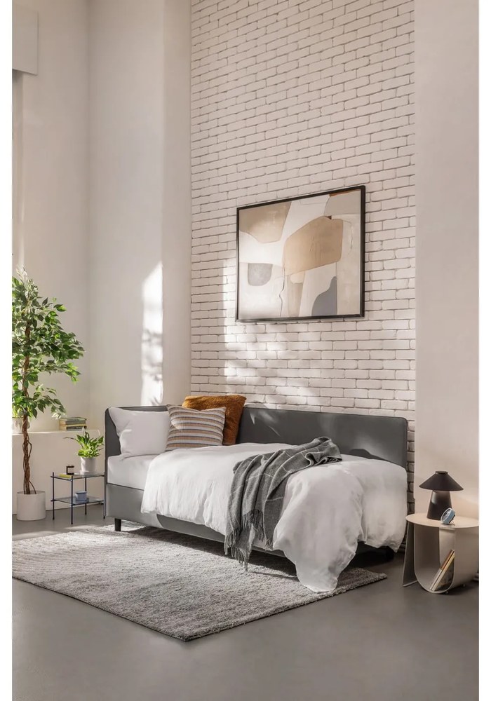 Măsuță auxiliară rotundă din metal ø 43 cm Cher – Bloomingville