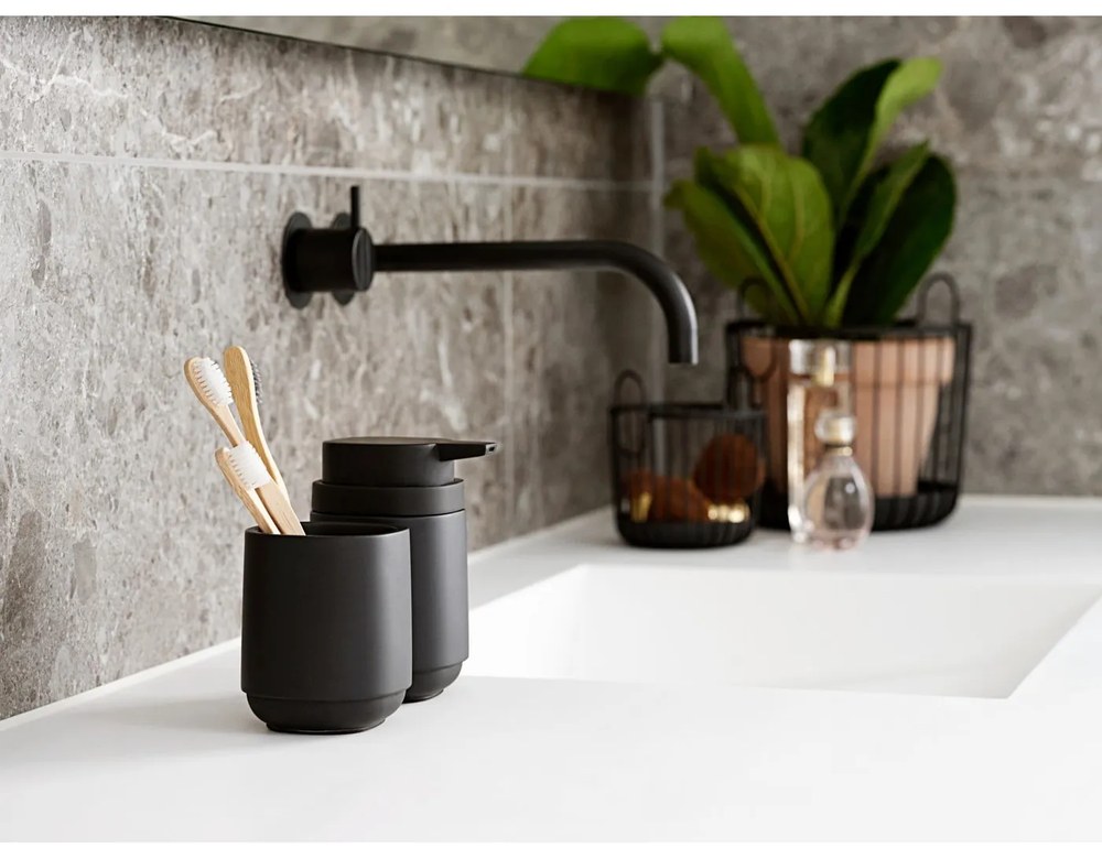 Dozator de săpun lichid negru din beton Time – Zone