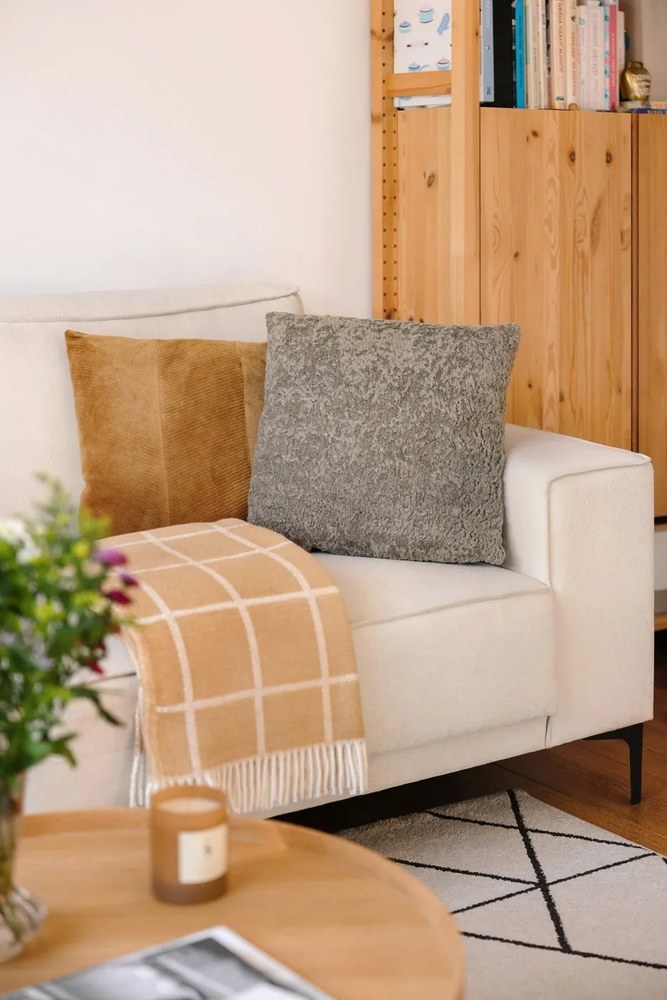 Pernă decorativă 45x45 cm Dolly - Tiseco Home Studio