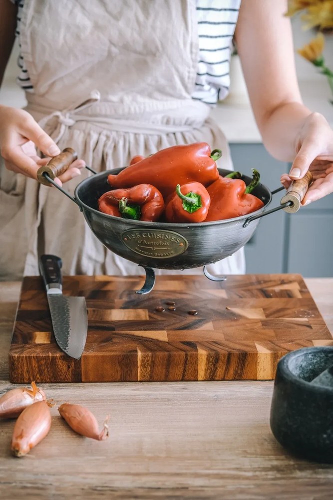 Mojar din granit – Holm