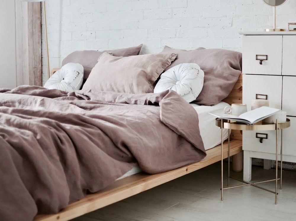 Față de pernă din in cu tiv plisat Linen Tales, 50 x 60 cm, maro deschis