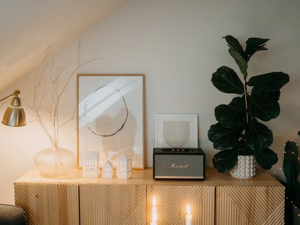 Sfeșnic din ceramică Kähler Design Urbania Lighthouse Church, alb