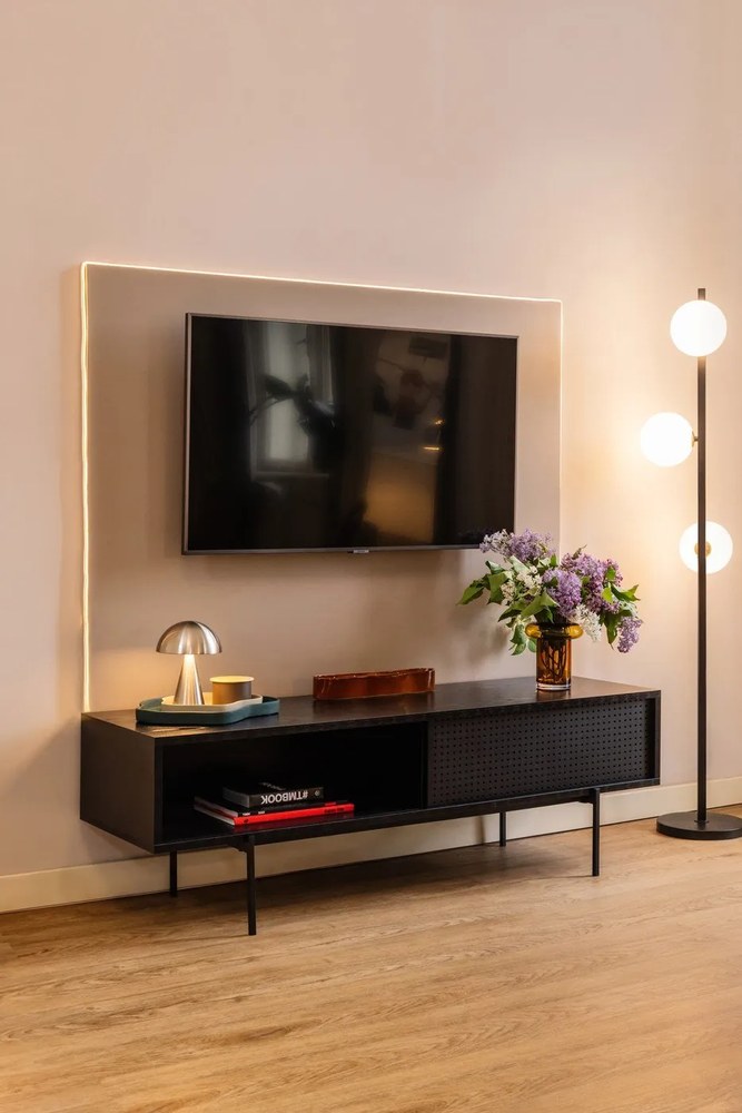 Veioză gri închis LED cu intensitate reglabilă (înălțime 20 cm) Mush – Hübsch