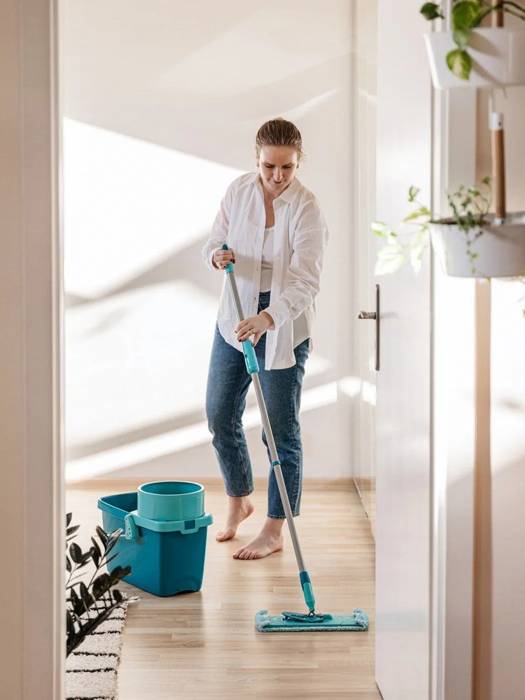 Set găleată și mop de podea LEIFHEIT Combi Clean M