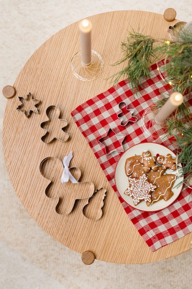 Suport pentru farfurii din material textil 35x45 cm Red Gingham – Linen Tales