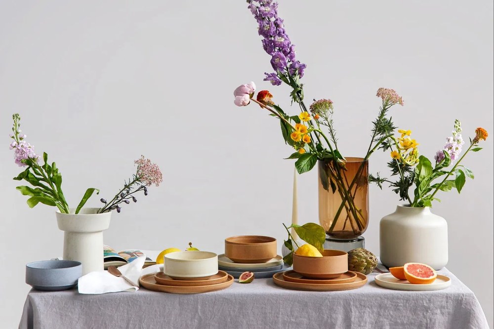 Vază din gresie Kähler Design Ombria, înălțime 20 cm,alb