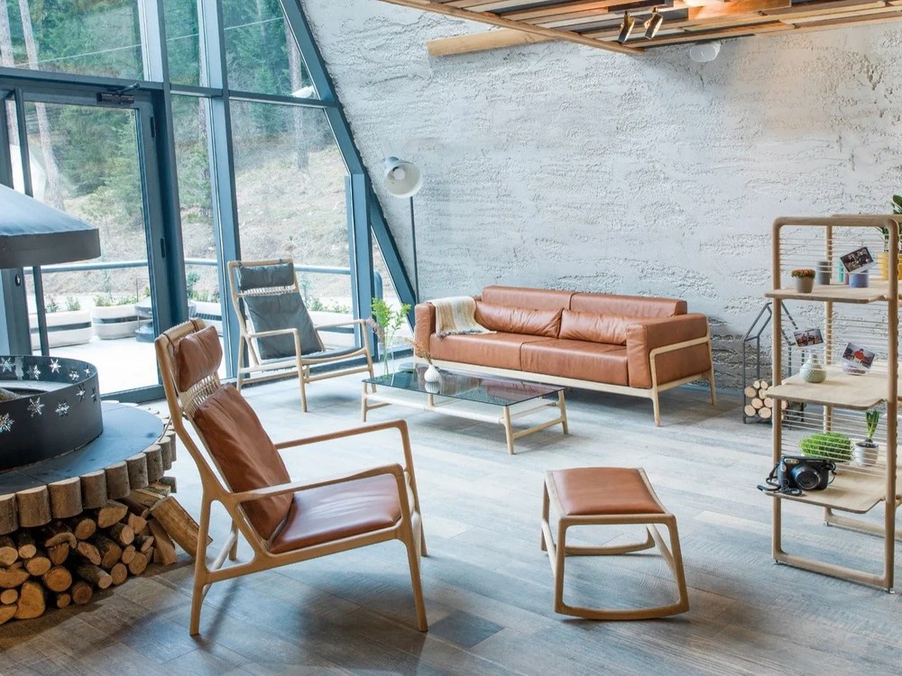 Taburet din piele bovină cu structură din lemn masiv de stejar Gazzda Dedo, maro