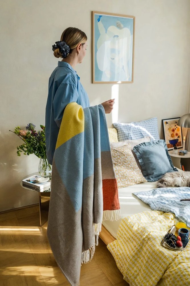 Pătură galbenă/albastră 125x190 cm Brick – Mette Ditmer Denmark