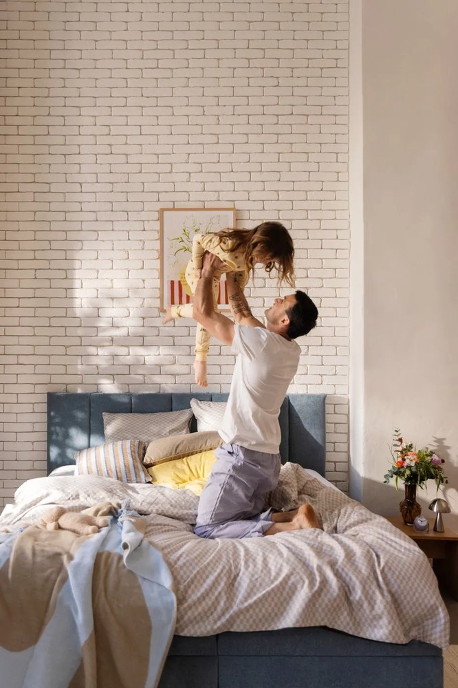 Tablou 52x72 cm Yellow Vase – Malerifabrikken