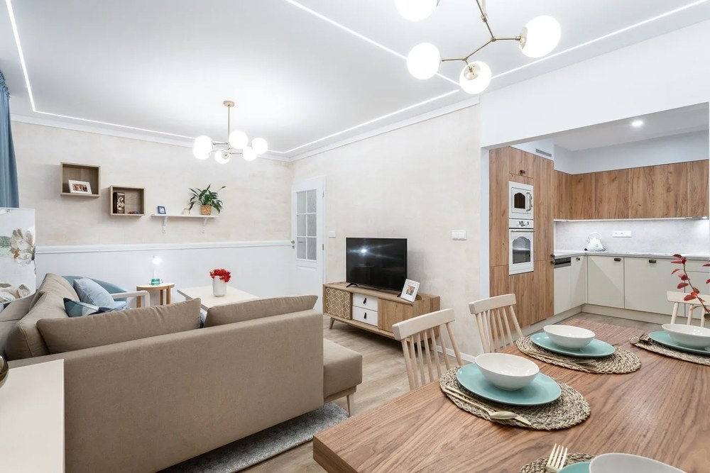 Lustră albă/alămie cu abajur din sticlă Damar – Opviq lights