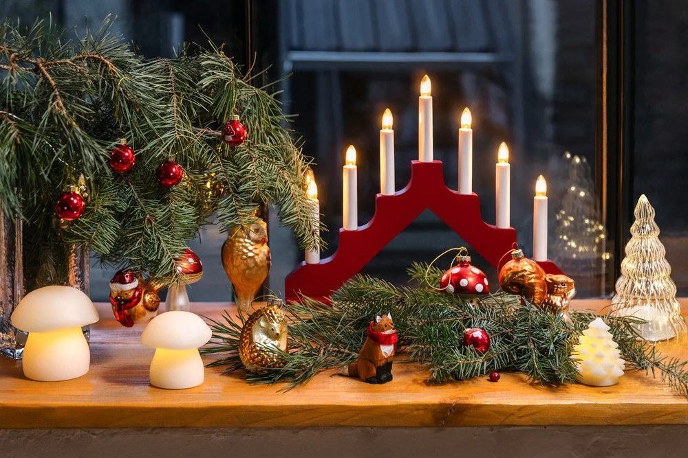 Decorațiune luminoasă de Crăciun albă 4 buc. ø 6,5 cm Carla – Sirius