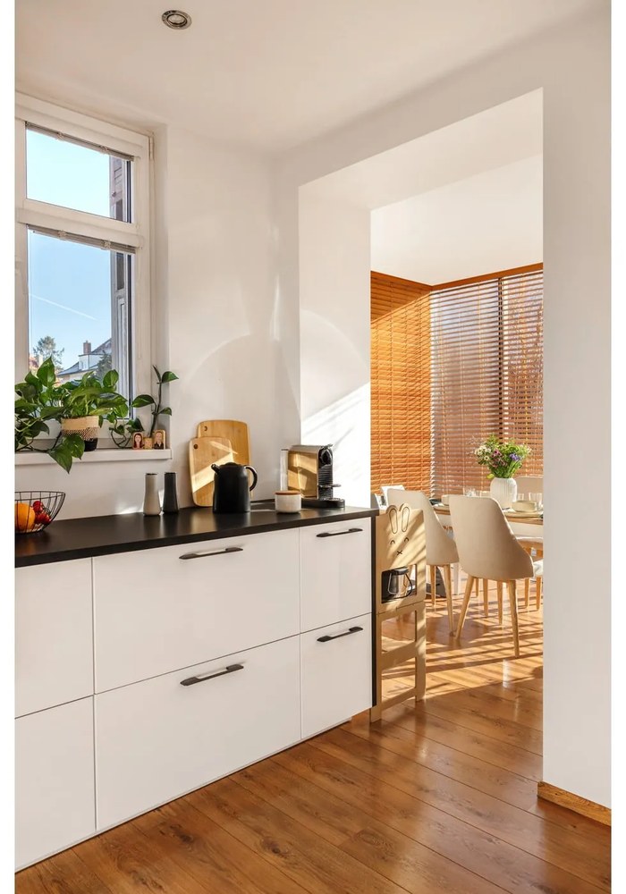 Vază din gresie Kähler Design Hammershoi, înălțime 25 cm, alb