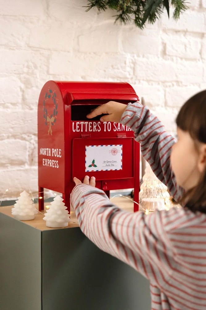 Comodă verde joasă cu aspect de lemn de stejar 110x85 cm Arista – Teulat