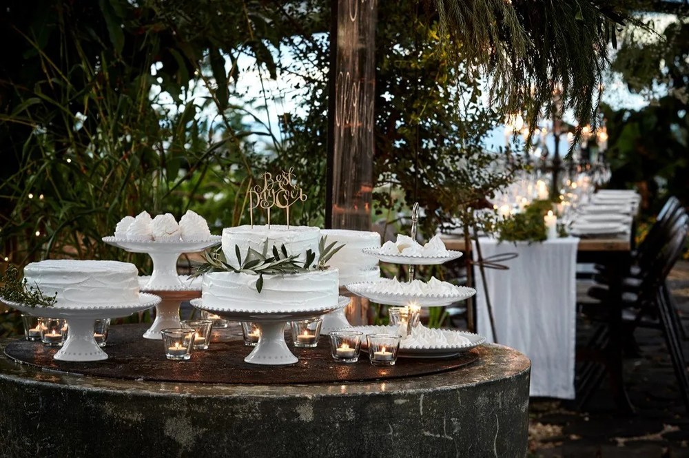 Platou pentru prăjituri din gresie ceramică Costa Nova Pearl, ⌀ 22 cm, alb