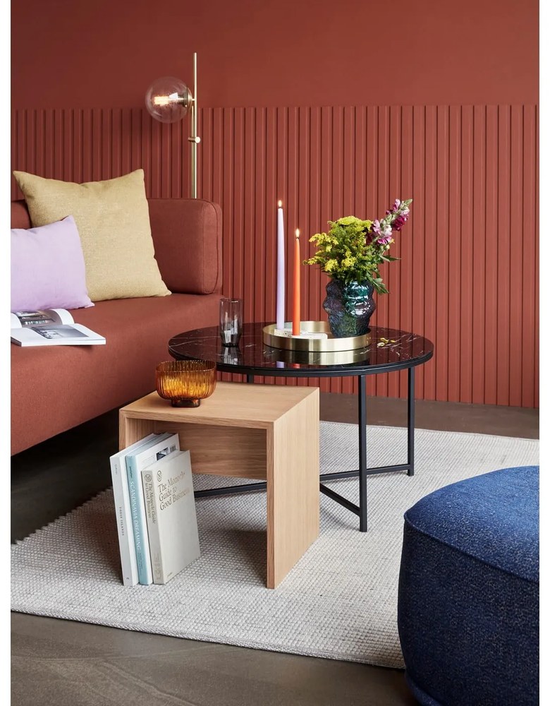 Măsuță auxiliară din lemn de stejar Hübsch Less, 40 x 40 cm, natural