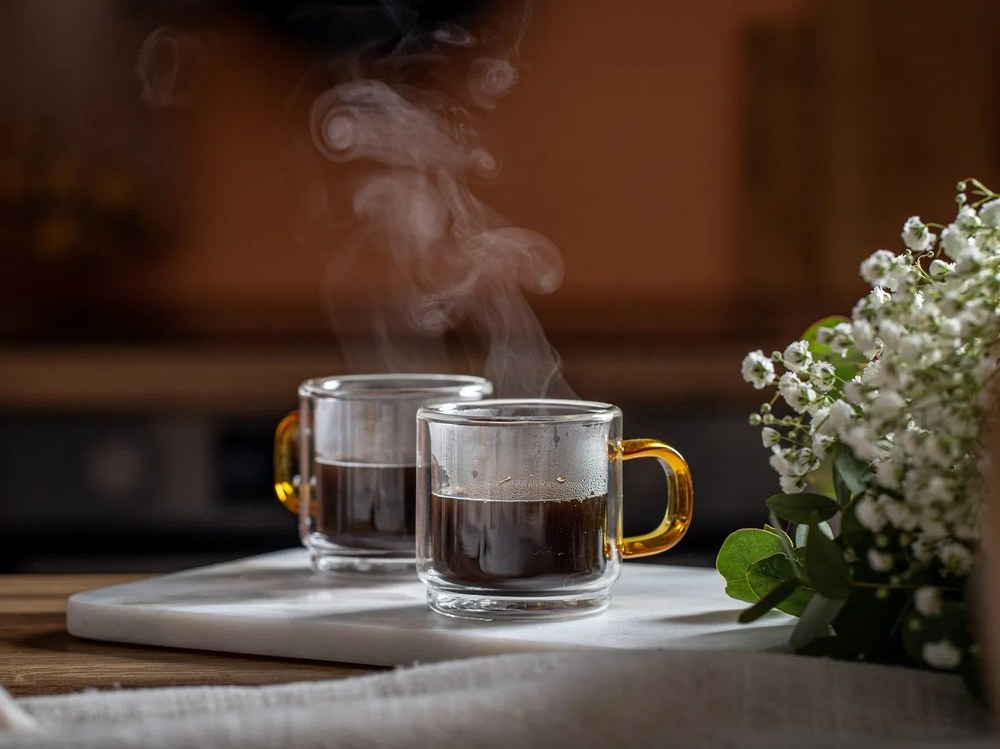 Căni 2 buc. pentru espresso din sticlă 80 ml Amber – Vialli Design