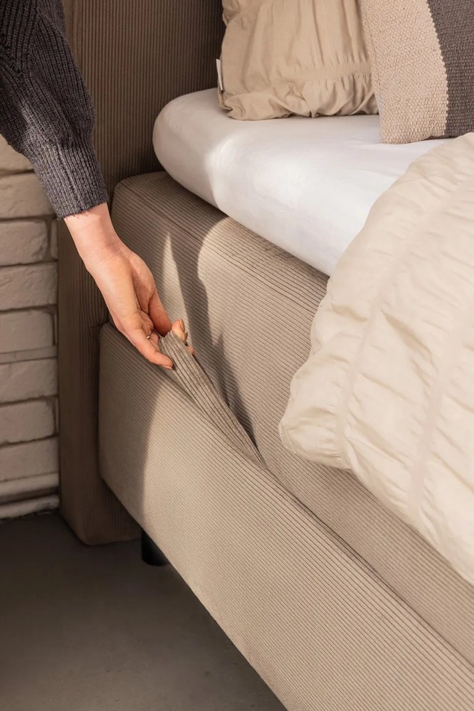 Pat boxspring taupe cu spațiu de depozitare 160x200 cm Elva Bold – Bonami Selection