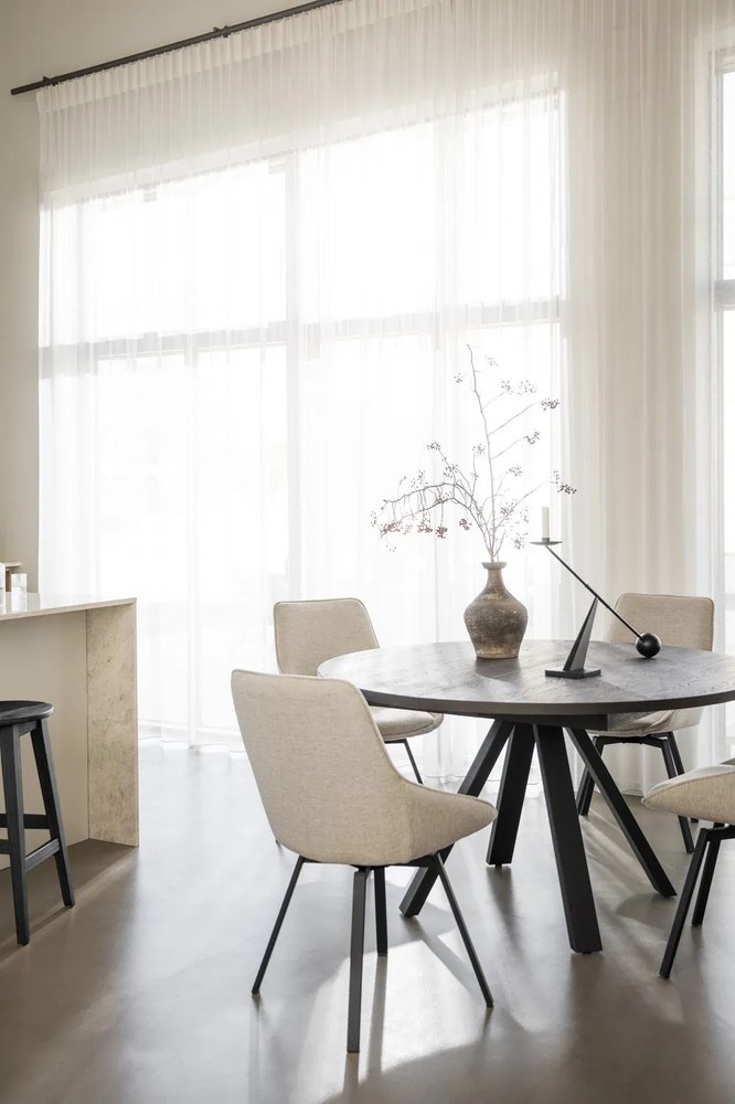 Set de scaune de bar maro închis 2 buc. din lemn de stejar (înălțime șezut 65 cm) Austin – Rowico