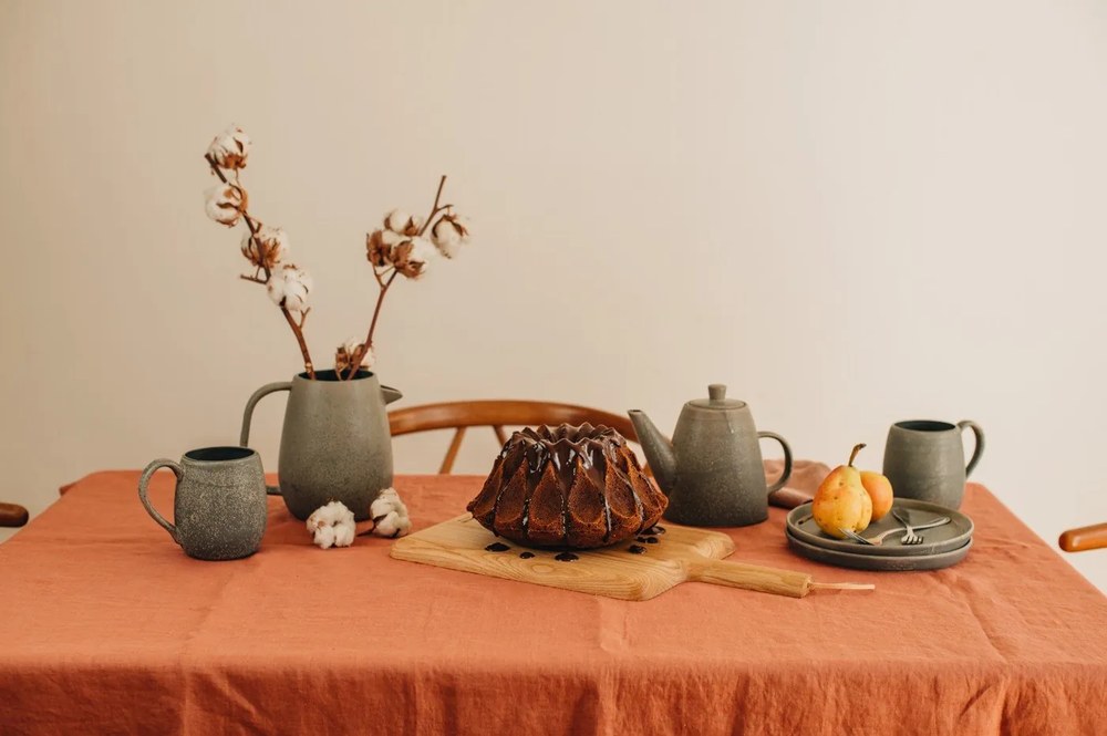 Cană din gresie ceramică Bloomingville Kendra, 500 ml, gri