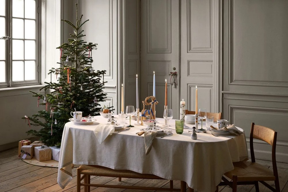 Figurină de Crăciun din porțelan (înălțime 9 cm) Hammershøi Snowwife – Kähler Design