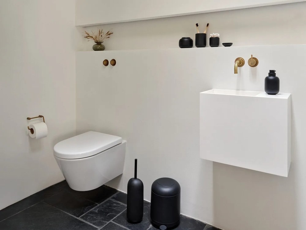 Coș de gunoi negru cu pedală din plastic 4 l Sensu – Zone