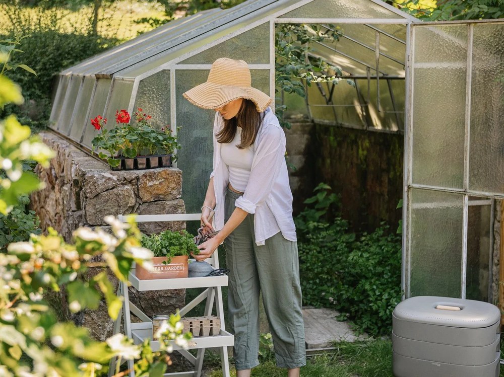 Suport pentru flori din lemn (înălțime 91,5 cm) Farma – Esschert Design