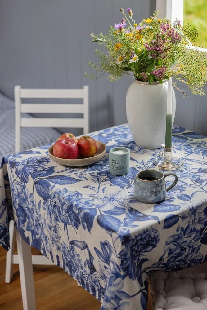 Cană din gresie ceramică Bloomingville Pixie, 350 ml, verde