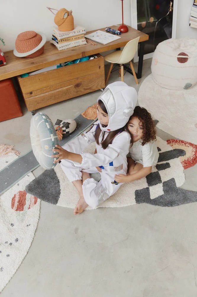 Fotoliu puf pentru copii crem Solar System – Lorena Canals