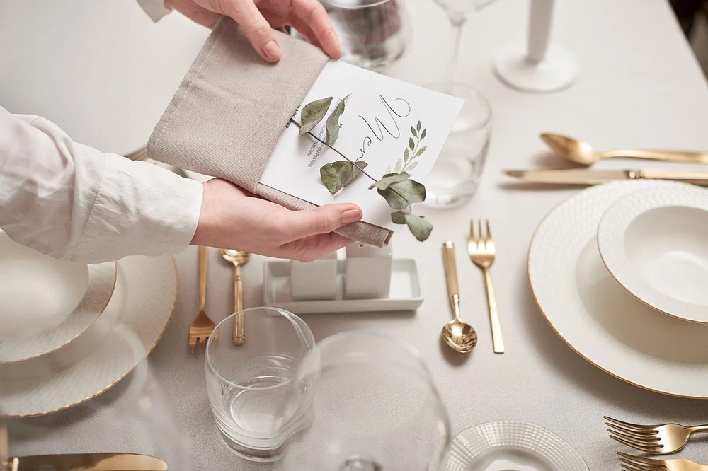 Tacâmuri auriu din oțel inoxidabil 4 buc. – Bloomingville