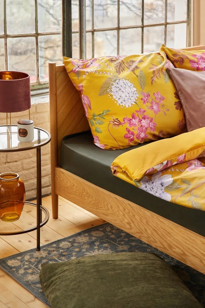 Măsuță auxiliară din alamă BePureHome Goddess, ⌀ 45,5 cm, culoarea bronzului