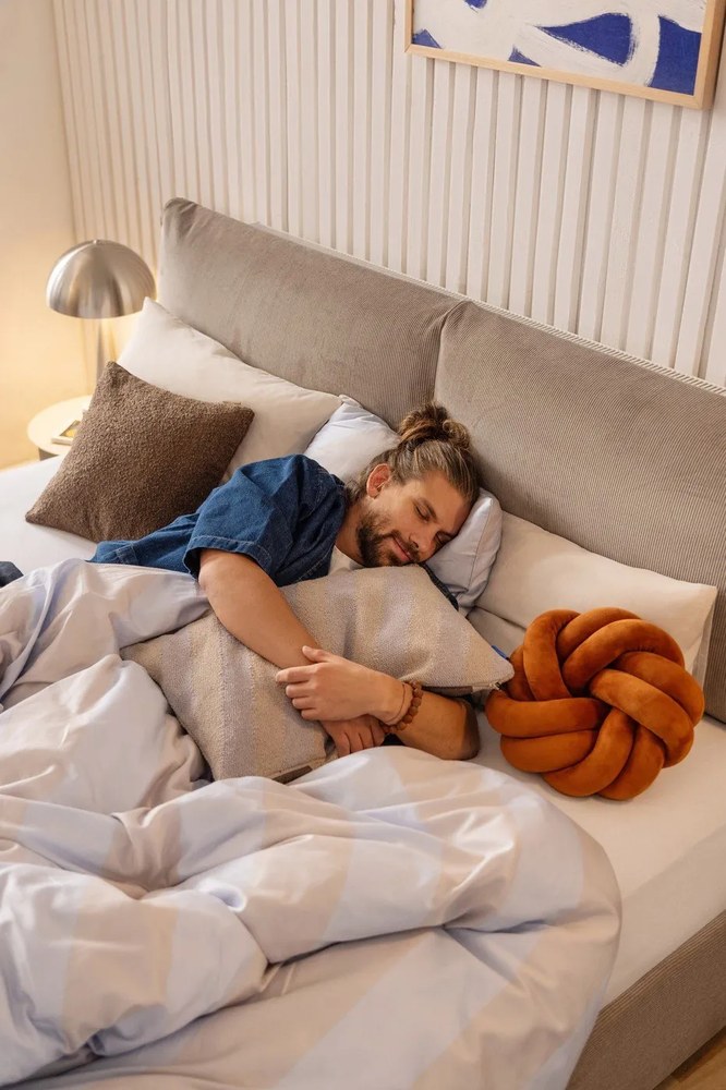 Veioză gri închis LED cu intensitate reglabilă (înălțime 20 cm) Mush – Hübsch