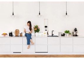 Râșniță pentru condimente din lemn de stejar cu detalii din porțelan albastru închis Kähler Design Hammershoi, înălțime 17,5 cm