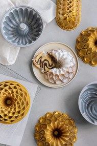 Formă de copt din aluminiu turnat Bonami Selection Majestice, auriu