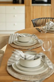 Tacâmuri argintii din oțel inoxidabil 24 buc. Canada – Orion