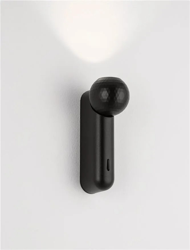 Aplica cu spot LED stil minimalist 3000K NOTIC negru