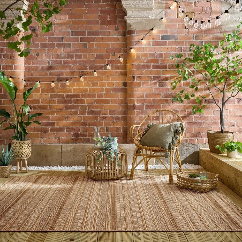 Covor pentru exterior și interior în culoare naturală 200x290 cm Farah Stripe – Flair Rugs