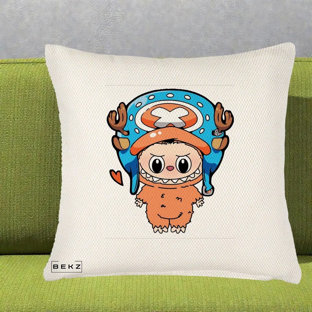 Perna Personalizata Labubu x Tony Tony Chopper, 40x40 cm, Crem Reliefat, Husa Detasabila, Perna Inclusa, BEKZ®