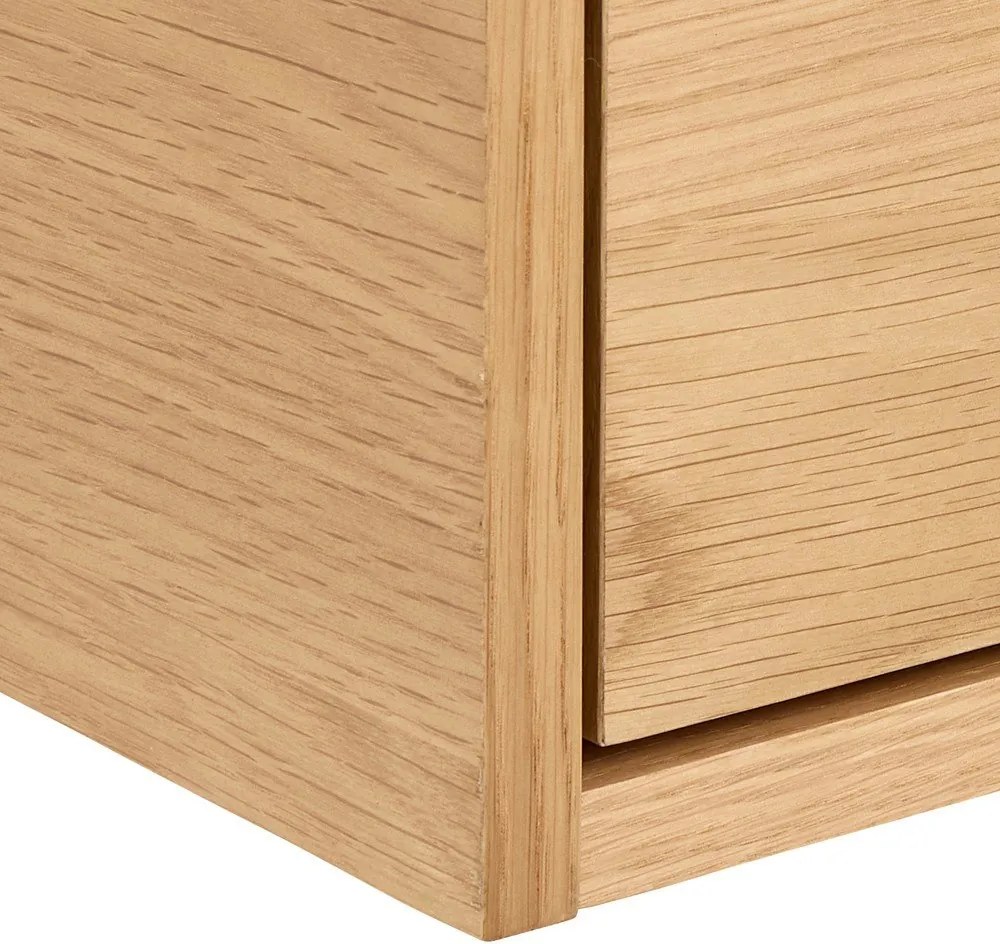 Noptieră în culoare naturală deschisă cu aspect de lemn de stejar Monfort – Actona