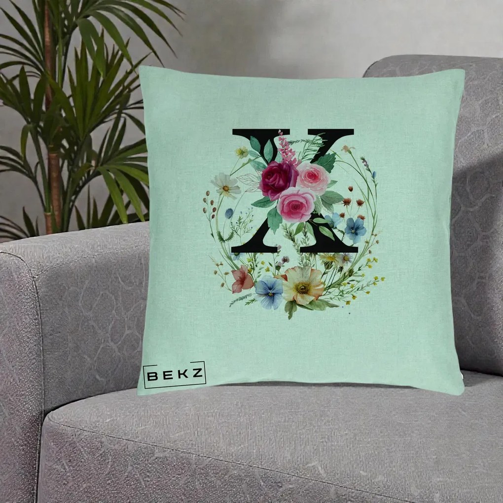 Cadou Personalizat - Perna Personalizata Monograma Florala Litera X cu Coroana, 40x40 cm, Verde Menta, Husa Detasabila, Perna Inclusa, BEKZ®