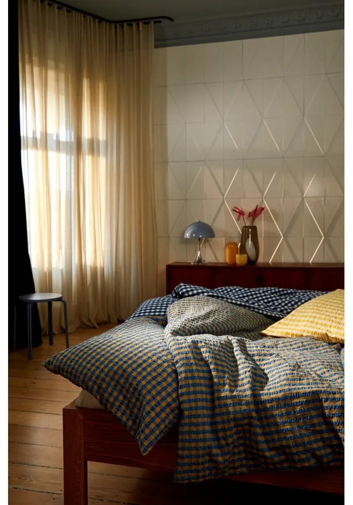 Lenjerie de pat albă/albastru-închis din țesătură crep pentru pat de o persoană 140x200 cm Bæk&amp;Bølge – JUNA